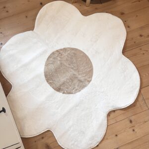 Tapis en forme de marguerite de la collection Bloom