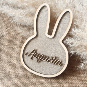 Lapin décoratif en bois personnalisable 'Lapinou' avec des paillettes argentées et le nom gravé.