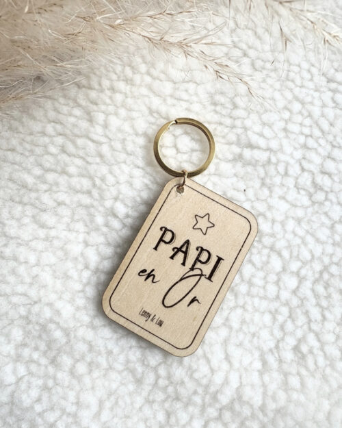 Porte-clés en bois gravé « Papi en Or » cadeau personnalisé pour grand-père.